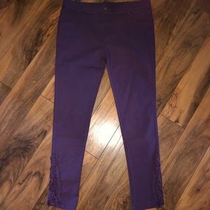 Sz xL Jeggings with Peep Through detail - NEW
